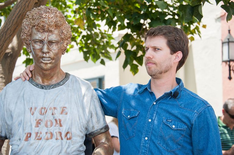 Napoleon Dynamite Cast To Appear Live At Austin S Historic Paramount Theatre