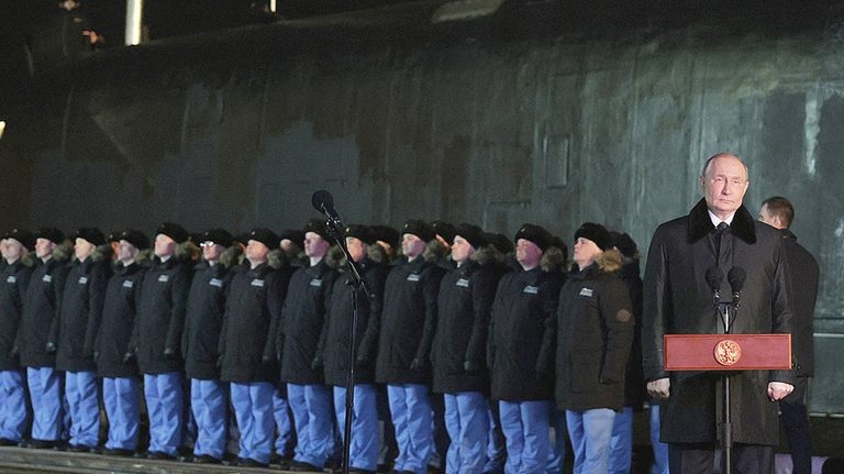 Nato Warns Russia S New Silent Nuclear Submarines Threaten Arctic Defenses