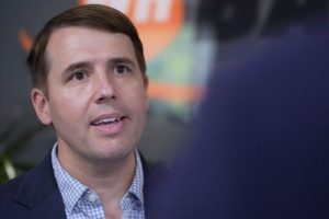 New Hampshire Senate Race Highlights Democratic Funding Gap Ahead Of Midterms