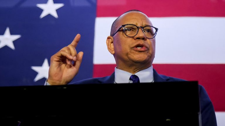 New Jersey Lt Gov Dale Caldwell Resigns After Harassment Investigation