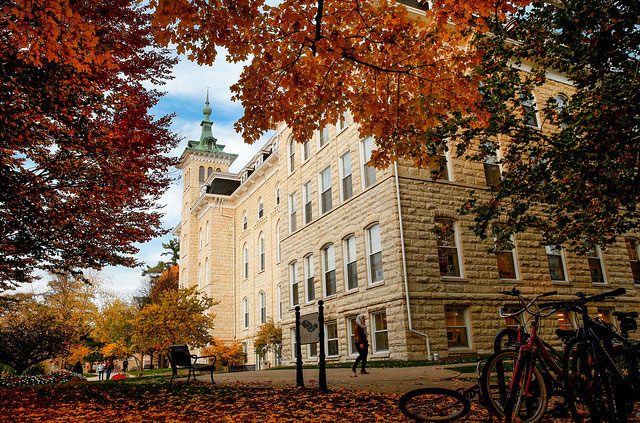 North Central College Earns Top Spots In U S News Rankings Boosting Naperville P