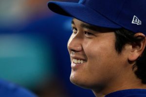Ohtani Returns To Dodgers Lineup Delivers Hit In First At Bat