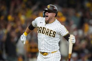 Padres Sweep Cubs 4 1 In Wild Card Series Sheets Hits Pinch Hit Homer
