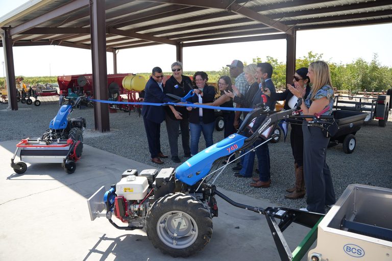 Parlier Uc Ag Extension Launches Equipment Lending Library For Small Farms