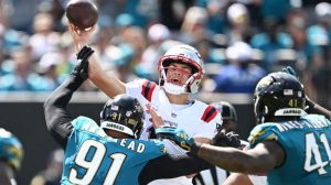 Patriots Qb Drake Maye Says Shoulder Feels Fine Amid Ongoing Questions