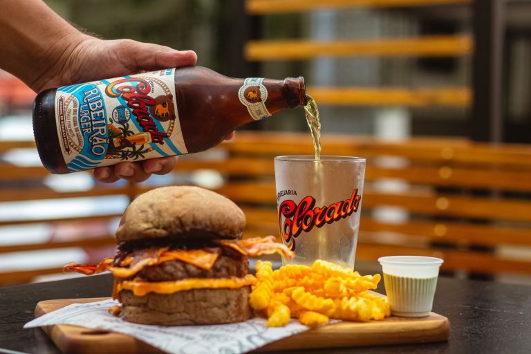 Fave's Burgers & Brews – Wylie — Wylie