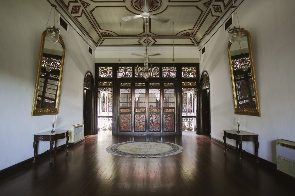 Manor House Antiques — Georgetown