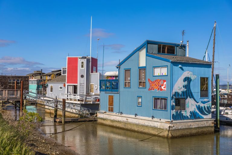 Point Defiance Boathouse Marina — Tacoma