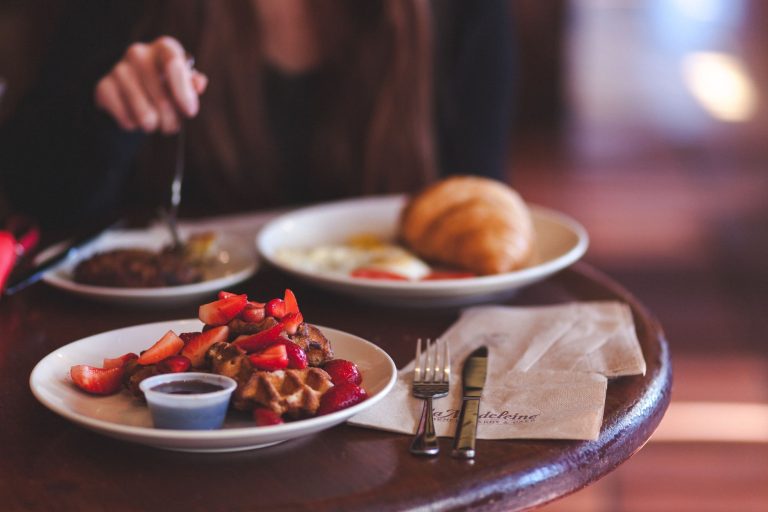 Old Town Scottsdale Waterfront Dining – Breakfast at Café Bink — Scottsdale