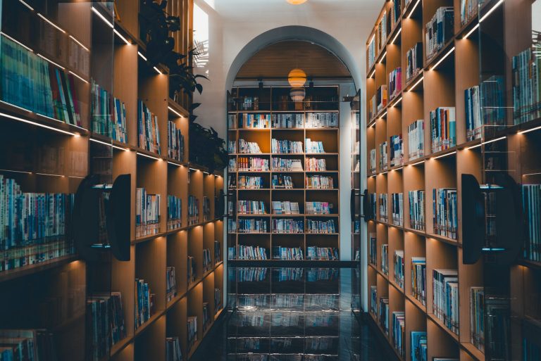 Pulaski Heights Branch Library & Bookstore at Arkansas Studies Institute — Little Rock