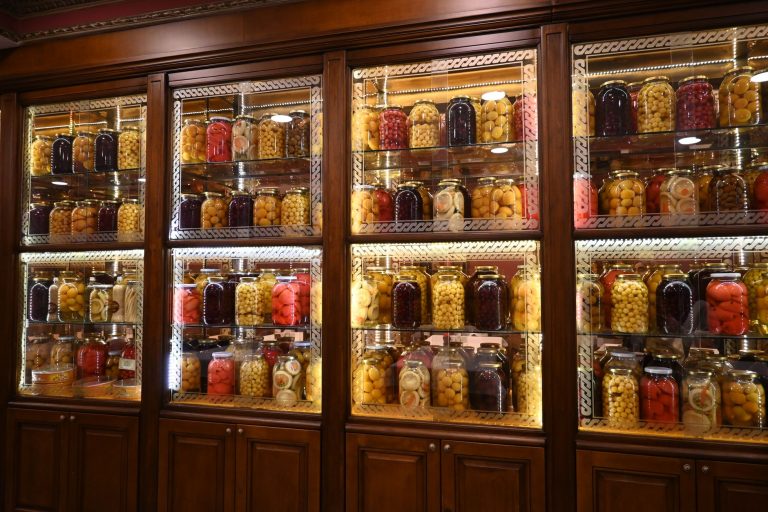 Josephine's Pantry & Bar — Little Rock