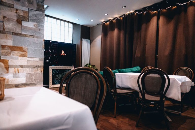 Theodore's Supper Club & Lounge — Appleton