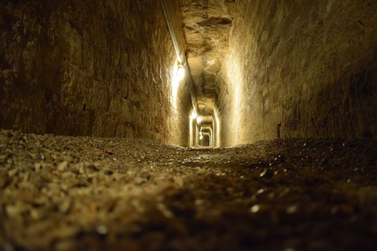 Catacombs Wine Bar (beneath Taverna Cretekou) — Alexandria