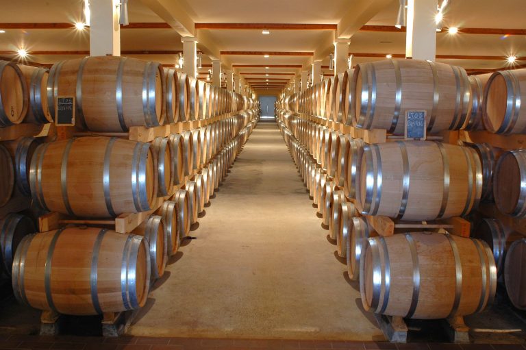 Bendistillery / Crater Lake Spirits Tasting Room — Bend