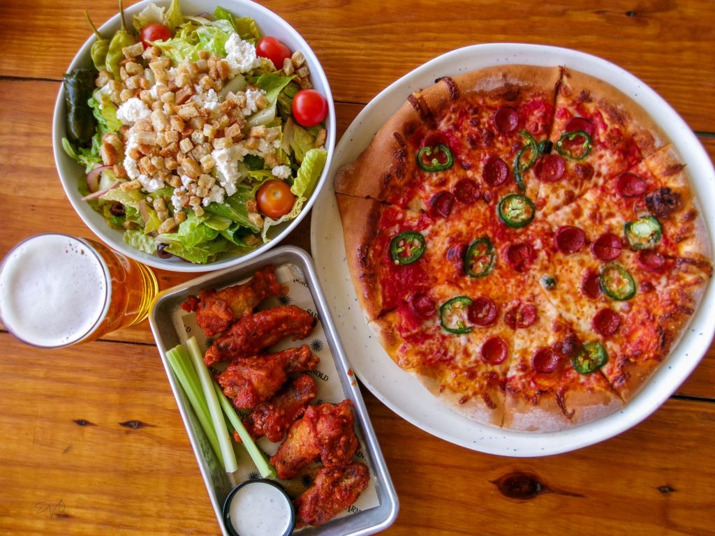 Zoli's NY Pizza Tavern — Fort Wayne
