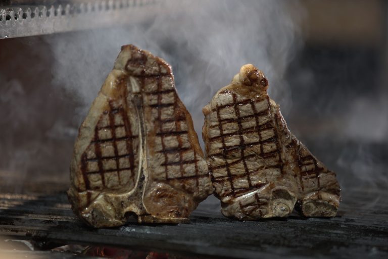 Bobe's Pizza & Steakhouse — Evansville