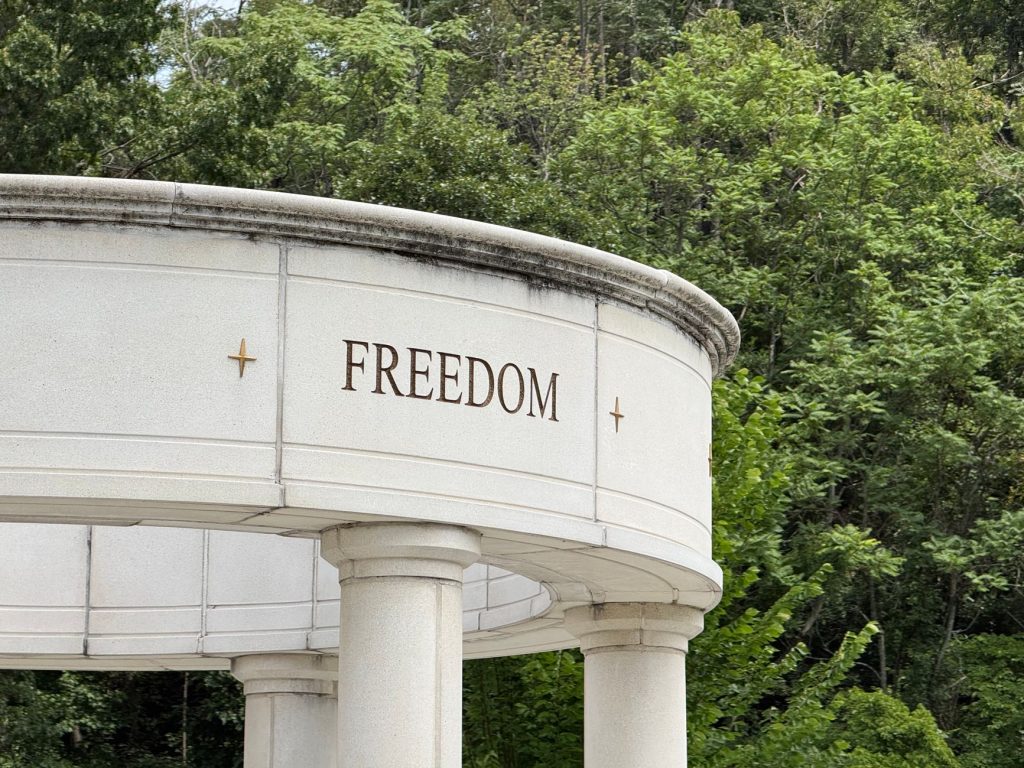 Renton Community Bandshell at Liberty Park — Renton
