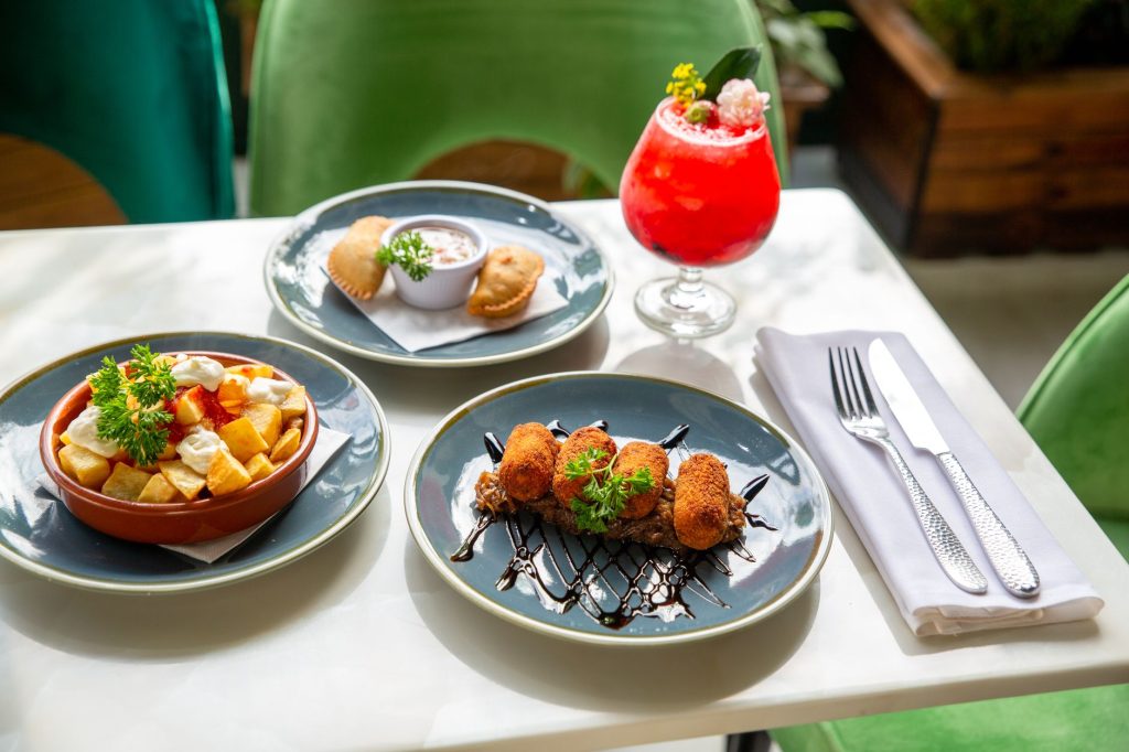 El Rincon Hispano — Manchester