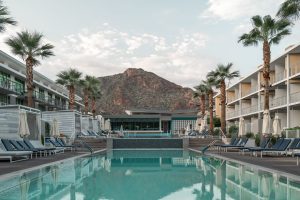 Stacy's at Melrose — Scottsdale