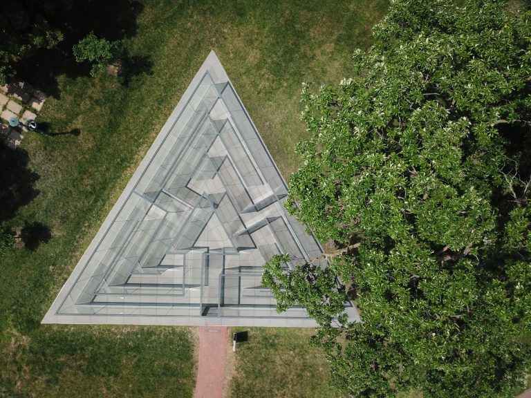Donald J. Hall Sculpture Park at the Nelson-Atkins Museum of Art — Kansas City