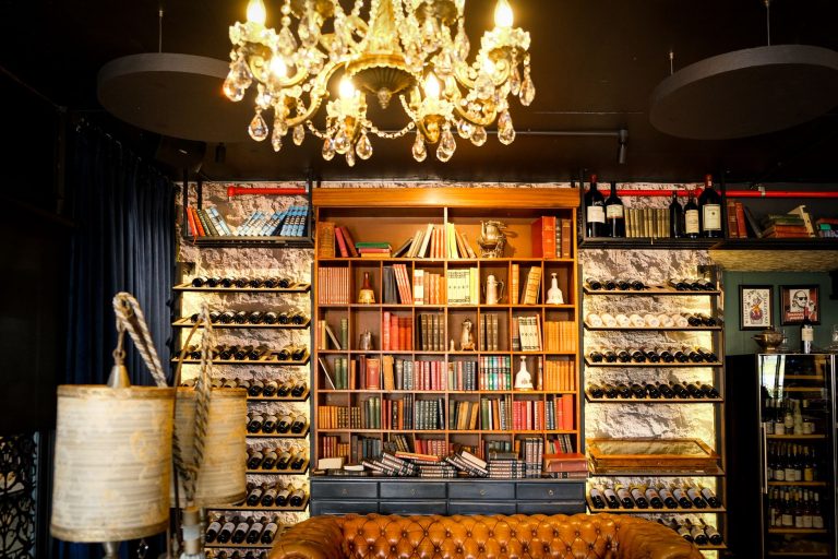 Veritas Wine Room – Sherman — Sherman