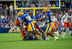 Pitt Panthers Start Season 3 0 With Decisive Win Over Syracuse