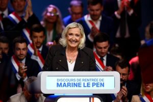 Poll Shows Marine Le Pen Leading French 2027 Presidential Race Melenchon Second
