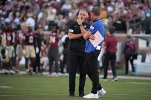 Power Outage Delays Smu Florida State Kickoff At Doak Campbell Stadium