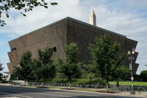 President Trump Calls On Smithsonian To Honor George Washington With Multi Year