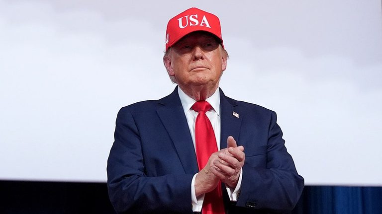 President Trump To Attend Texas Tennessee College Football Showdown In Knoxville