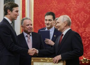 Putin Meets U S Envoys In Moscow As Talks On Ukraine Cease Fire Resume