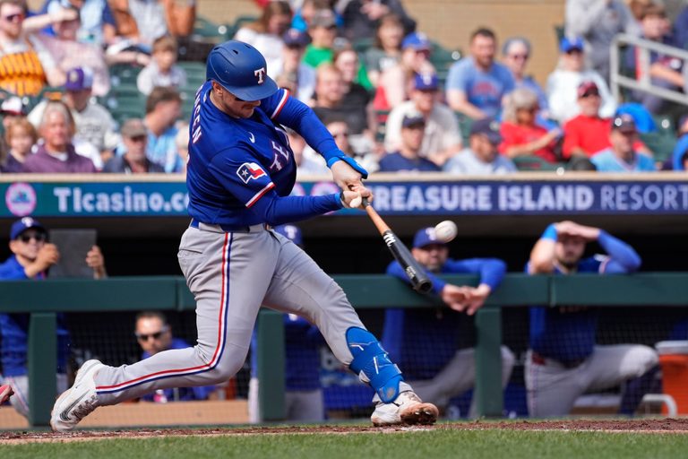 Rangers Fall 6 4 To Twins Miss Postseason On Final Day Of Season