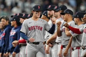 Red Sox Lose Rookie Roman Anthony To Wrist Injury Uncertain Surgery Need