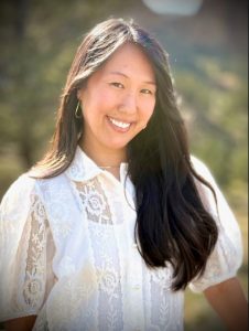 Redmond Teacher Julie Gilbertson Named Oregon Regional Teacher Of The Year