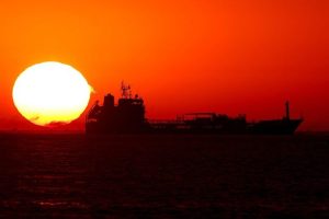 Rising Oil Rates And Yields Raise Stagflation Concerns For Investors