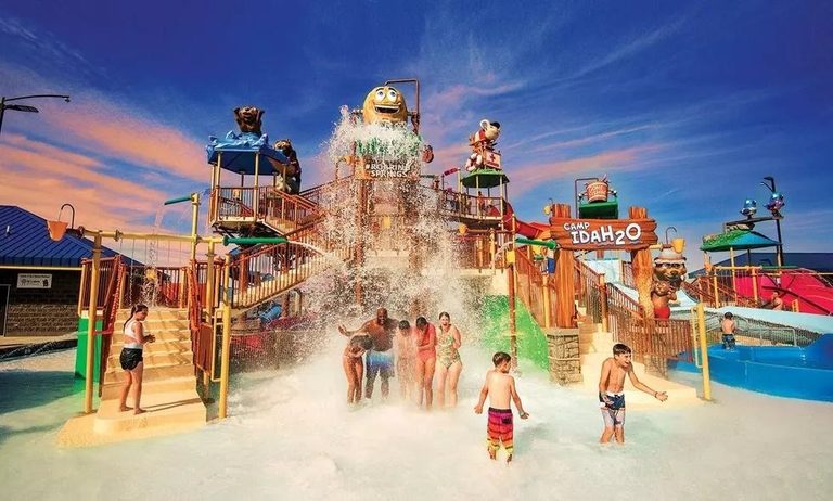 Roaring Springs Waterpark Announces Final Two Last Splash Weekends For 2026