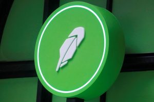 Robinhood Launches Weekend Trading For Select Us Stocks And Etfs