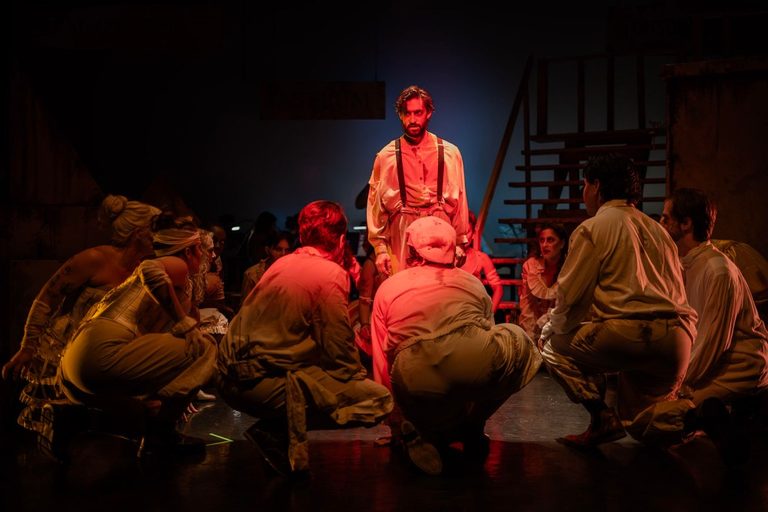 Rosetint Community Theatre S Sweeney Todd Delivers Polished Powerful Performance