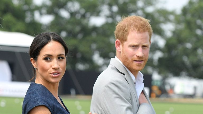 Royal Family Denounces Paparazzi Intrusion At Children S School In The Uk