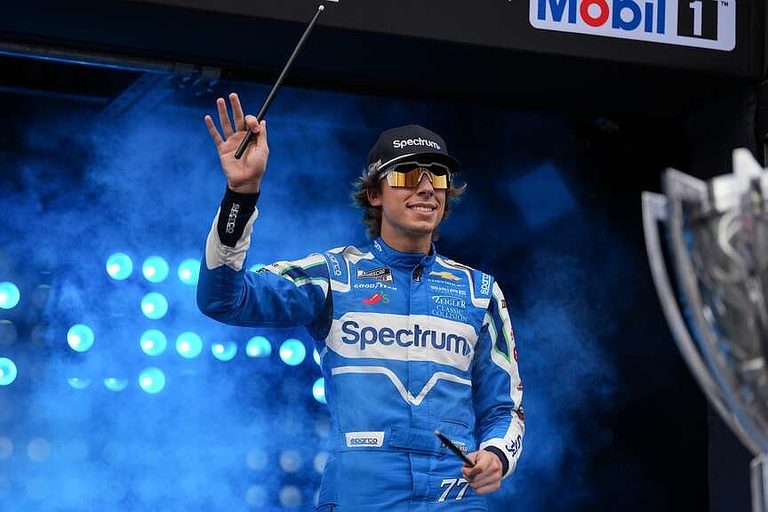 Ryan Blaney Moves Past Kansas Speedway Fight Focuses On Championship