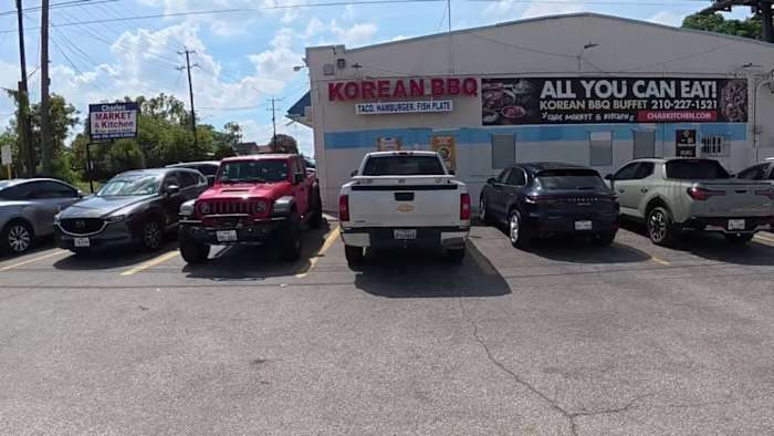 San Antonio Health Inspectors Temporarily Close Chas Kitchen After Live Roaches