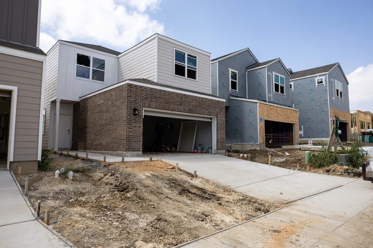 San Antonio Renters Enjoy Lower Rents Now But A Supply Cliff Threatens Future Af