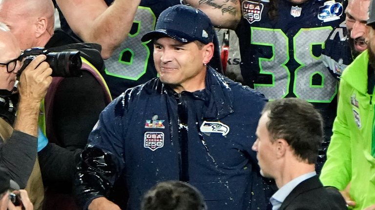 Seahawks Coach Says Broncos Sean Payton Reacted Strongly To Social Media Scoutin