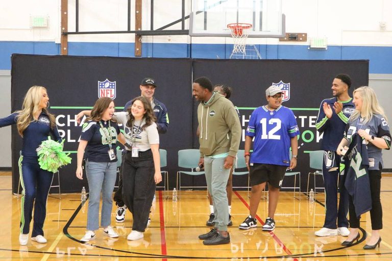 Seahawks Visit Dimmitt Middle School For Character Building Panel