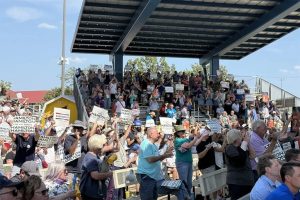 Senate Debate At Kansas State Fair Highlights Marshall S Trump Backed Agenda