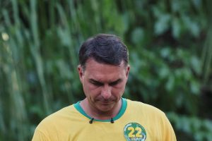 Senator Flavio Bolsonaro Launches Presidential Bid Echoing Father S Far Right Vi