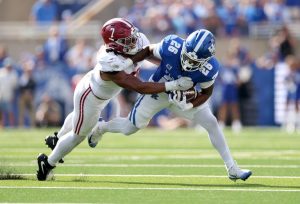 Senior Linebacker Caleb Woodson Thrives Early In Alabama Defense