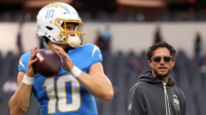 Shawne Merriman Says Mike Mcdaniel S Move To The Chargers Will Boost Justin Herb