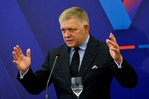 Slovakia S Coalition Faces Crisis After Minister S Dismissal Early Election Cons