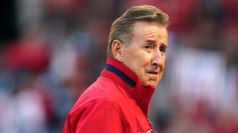 Stan Kroenke Purchases Los Angeles Angels For 4 Billion Ending Arte Moreno Era